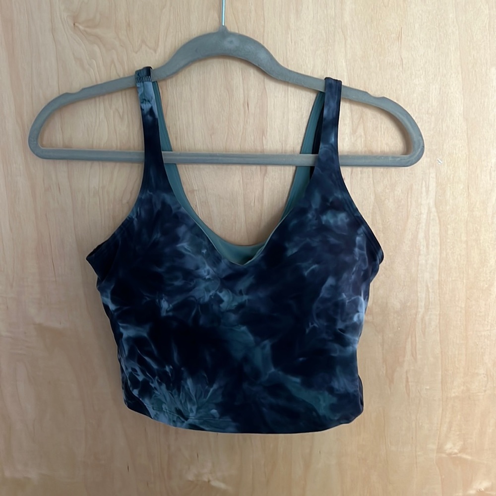 Lululemon Size 8 Workout Tanktop with Built In Bra Shelf